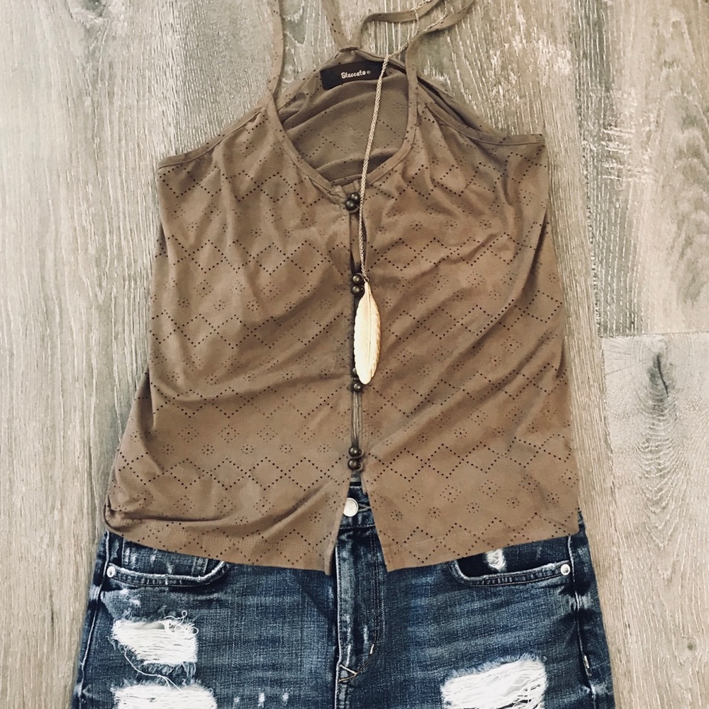 **Adorable summer super soft suede like tank**